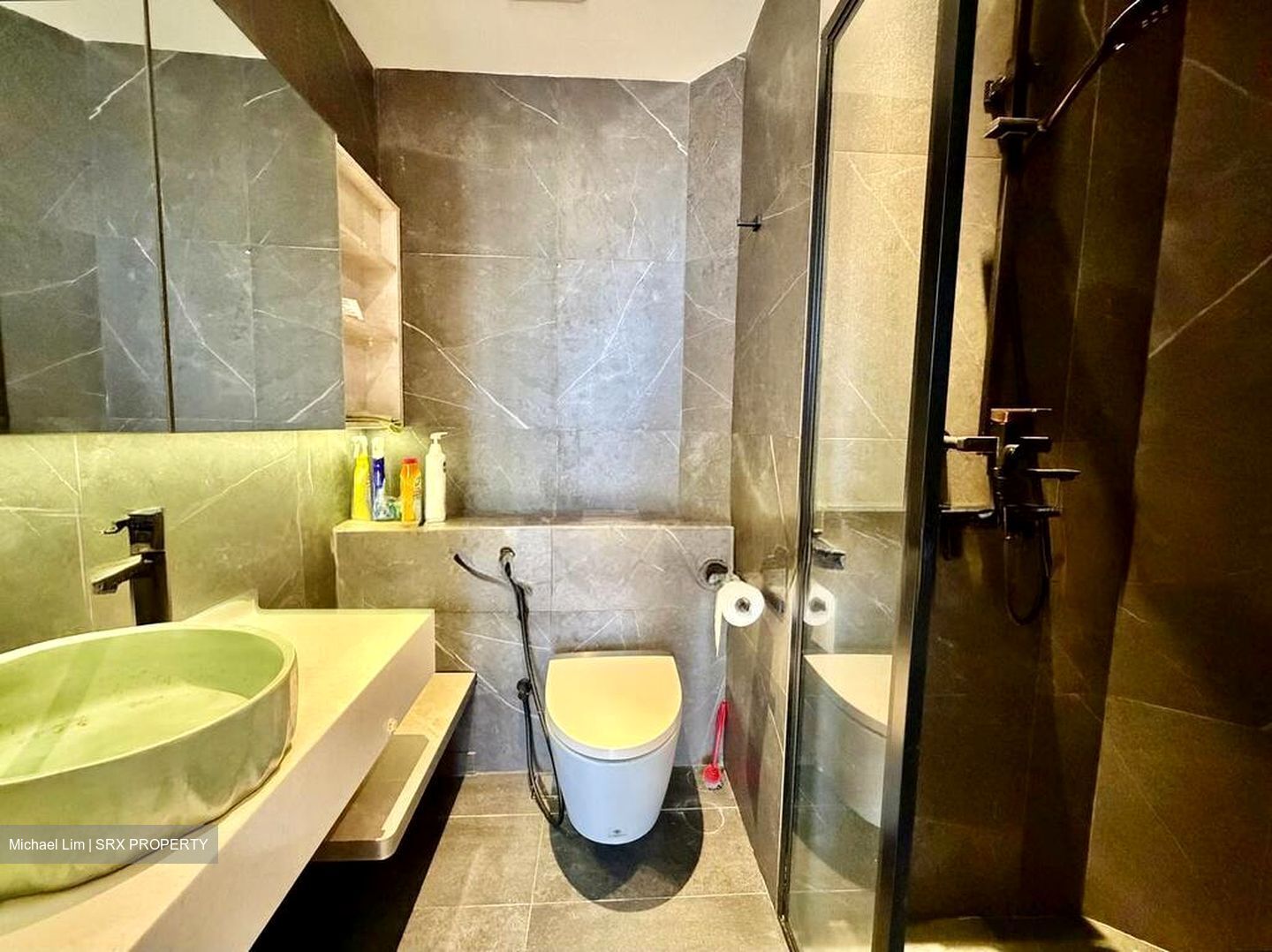 Devonshire 12 (D9), Apartment #516971301